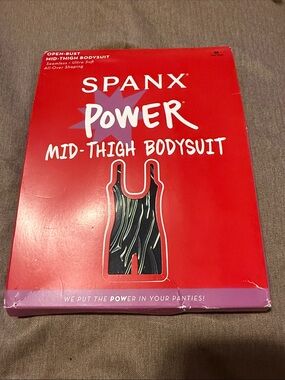 SPANX Power Mid-Thigh Bodysuit Shapewear M Black